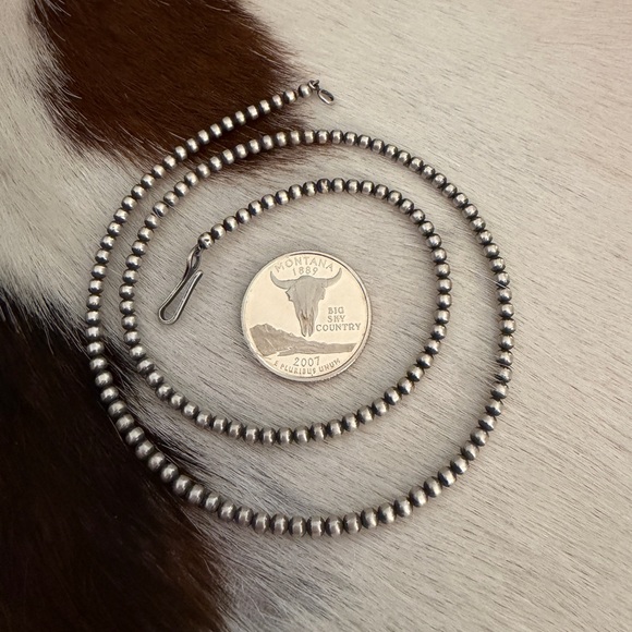 ❤️ 18” 3mm Desert Pearls Native Made Navajo Sterling Silver Made In USA Necklace - Picture 6 of 7